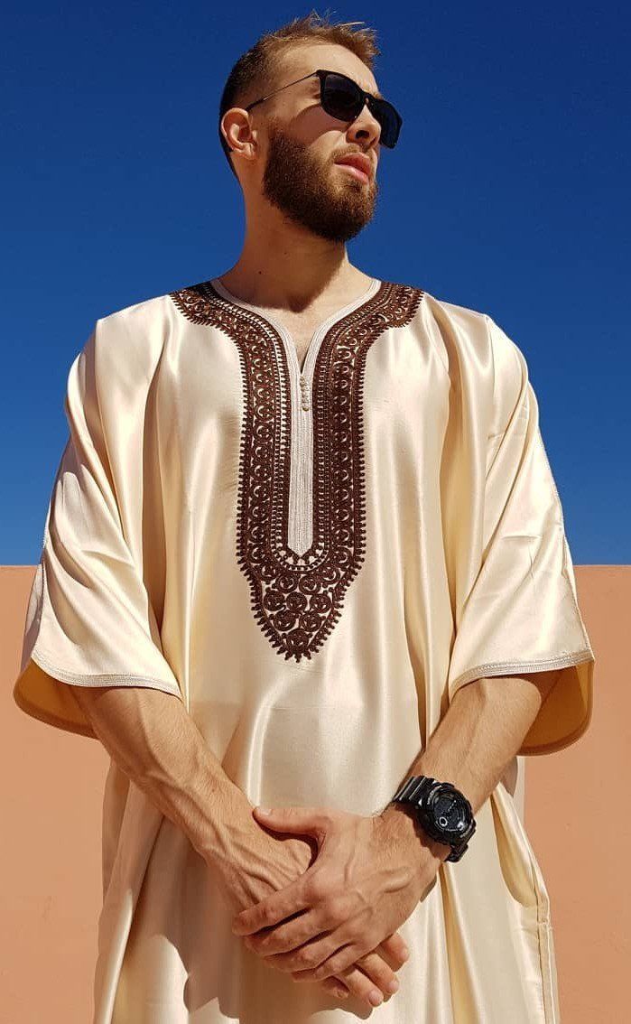 Baju Koko Mewah yang Berkilau menggunakan bahan Charisma kain satin dan Charisma renda corneli