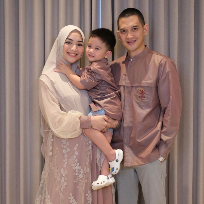 inspirasi baju lebaran keluarga citra kirana