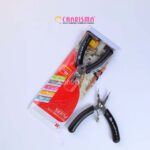 tang merupakan alat untuk mereparasi berbagai jenis benda seperti elektronik, kerajinan tangan, pemasangan aksesoris pakaian, dan lain-lain.