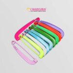 peniti warna-warni untuk memasang hijab