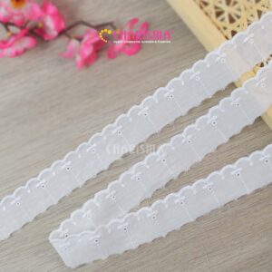 renda katun warna putih untuk aksesoris pakaian